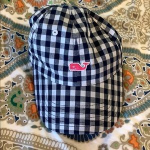Brand new without tags, vineyard vines hat